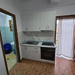 Bashllari A&b Di Fronte Al Mare 3*