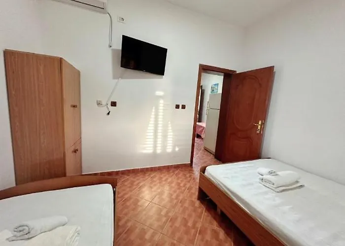 Bashllari A&b Di Fronte Al Mare Aparthotel 3*