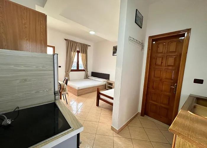 Bashllari A&b Di Fronte Al Mare Aparthotel Vlorë