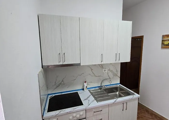 Bashllari A&b Di Fronte Al Mare Aparthotel Vlorë